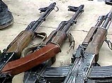 среди обнаруженного вооружения - четыре автомата АК-47, семь гранат