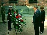 Джордж Буш посетил бывший фашистский концлагерь в Освенциме