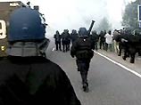 Закончилась демонстрация антиглобалистов, протестовавших на швейцарско-французской границе против проведения саммита "большой восьмерки" в Эвиане