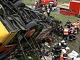 В результате автокатастрофы туристического автобуса южнее города Бордо погибли, как минимум, 4 человека и 45 получили травмы различной степени тяжести