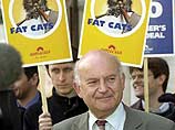 Британские акционеры не хотят платить зарплату уходящим из бедствующих компаний менеджерам - "жирным котам", как их здесь называют