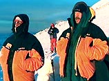 Российские альпинисты намерены провести новогоднюю ночь на вершине Эльбруса