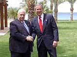 Далее Джордж Буш встретится с главой израильского правительства, а затем он побеседует с его палестинским коллегой
