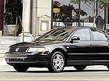По словам владелицы автомобиля, Volkswagen-Passat 2002 года выпуска был похищен в ночь на 4 июня от дома на Малой Бронной улице, где живет певица