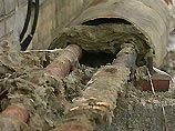 Это произошло из-за аварии на водопроводе - на водозаборе вышел из строя трансформатор Это произошло из-за аварии на водопроводе - на водозаборе вышел из строя трансформатор