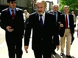 Минюст обещает, что Закаев будет сидеть в России по международным стандартам Минюст обещает, что Закаев будет сидеть в России по международным стандартам