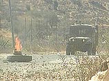 Израильская артиллерия открыла огонь по югу Ливана. Об этом сообщает государственное радио Израиля Израильская артиллерия открыла огонь по югу Ливана. Об этом сообщает государственное радио Израиля