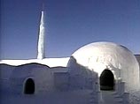 В Канаде открывают ледяной отель. Более тысячи туристов из разных стран мира уже пожелали забронировать в нем номера В Канаде открывают ледяной отель. Более тысячи туристов из разных стран мира уже пожелали забронировать в нем номера