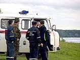 Водолаз МЧС попытается поднять из Волги тело женщины, погибшей в катастрофе Ми-2 Водолаз МЧС попытается поднять из Волги тело женщины, погибшей в катастрофе Ми-2