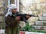 Вооруженный палестинец открыл огонь на Западном берегу реки Иордан, ранив четырех человек