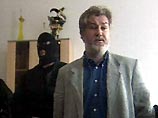 В Подмосковье проведены обыски в загородных домах милицейской банды "оборотней", сообщил "Интерфаксу" во вторник вечером информированный источник в правоохранительных органах В Подмосковье проведены обыски в загородных домах милицейской банды "оборотней", сообщил "Интерфаксу" во вторник вечером информированный источник в правоохранительных органах