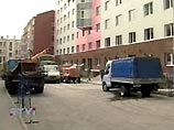 Стройка началась много лет назад, сообщает телеканал RTV International. В этом году дело сдвинулось с мертвой точки. Высота стен значительно увеличилась, и обитатели соседнего дома обнаружили, что света в их квартире стало намного меньше Стройка началась много лет назад, сообщает телеканал RTV International. В этом году дело сдвинулось с мертвой точки. Высота стен значительно увеличилась, и обитатели соседнего дома обнаружили, что света в их квартире стало намного меньше