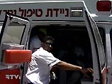 Два палестинских террористов, имевшие при себе "пояса смертников", были убиты израильскими военными в четверг на севере Израиля