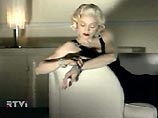 На музыкальные каналы мира вышел новый клип Мадонны "Hollywood". ВИДЕО