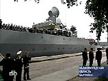 Президент России Владимир Путин прибыл на ракетный крейсер "Маршал Устинов"