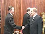 Сегодня в Кремле президент России Владимир Путин провел рабочую встречу с секретарем Совета безопасности России Сергеем Ивановым