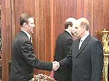 Сегодня в Кремле президент России Владимир Путин провел рабочую встречу с секретарем Совета безопасности России Сергеем Ивановым Сегодня в Кремле президент России Владимир Путин провел рабочую встречу с секретарем Совета безопасности России Сергеем Ивановым