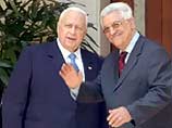 Премьер-министр Израиля Ариэль Шарон и премьер-министр Палестинской автономии Махмуд Аббас во вторник планируют провести новый раунд переговоров