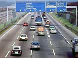 Занятие сексом во время управления автомобилем на шоссе на скорости 100 километров в час отныне не считается преступлением в Германии