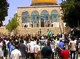 Это священное для мусульман и иудеев место было закрыто для туристов с момента начала интифады в 2000 году.