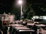 Тела мужчины и женщины были найдены среди развалин разрушенного взрывом жилого дома. Пострадали также трое детей, находившихся неподалеку от здания Тела мужчины и женщины были найдены среди развалин разрушенного взрывом жилого дома. Пострадали также трое детей, находившихся неподалеку от здания