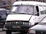В Москве в результате столкновения микроавтобуса "Газель" с грузовиком "КамАЗ", по предварительным данным, во вторник погиб 1, ранены от 4 до 7 человек