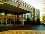 37-летний швед, вооруженный топором, проник на территорию посольства РФ в Швеции 37-летний швед, вооруженный топором, проник на территорию посольства РФ в Швеции