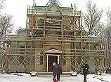 В небольшой часовне на Серафимовском кладбище Санкт-Петербурга сегодня вновь поминали моряков, погибших на подводной лодке "Курск" В небольшой часовне на Серафимовском кладбище Санкт-Петербурга сегодня вновь поминали моряков, погибших на подводной лодке "Курск"