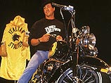 Легендарному мотоциклу Harley Davidson исполнилось 100 лет Легендарному мотоциклу Harley Davidson исполнилось 100 лет