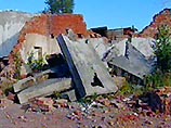 В городе Невьянск Свердловской области, на территории заброшенного кирпичного завода, на двух подростков рухнули бетонные плиты