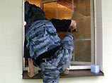 Накануне около восьми часов утра сотрудники специального отряда быстрого реагирования ворвались в частный дом на улице Ташкентской, где проживает семья Поротниковых