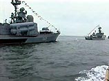 На российских флотах проходит празднование дня ВМФ
