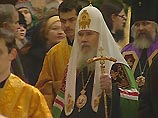 В Храме Христа Спасителя ночную рождественскую службу совершает Патриарх Московский и Всея Руси Алексий II В Храме Христа Спасителя ночную рождественскую службу совершает Патриарх Московский и Всея Руси Алексий II