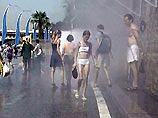 В Европе из-за жары "закипает" асфальт на дорогах В Европе из-за жары "закипает" асфальт на дорогах