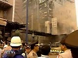 Момент взрыва у отеля Marriott в Джакарте запечатлела видеокамера