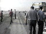 В Крыму мотоцикл, который вез 7 пассажиров, столкнулся с автобусом В Крыму мотоцикл, который вез 7 пассажиров, столкнулся с автобусом