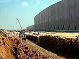 Израиль готов отложить постройку отдельных сегментов стены безопасности