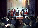 Театральный сезон в образцовой колонии N3 Ульяновска открывается премьерой спектакля по пьесе "Сутяги" французского драматурга Жана Расина Театральный сезон в образцовой колонии N3 Ульяновска открывается премьерой спектакля по пьесе "Сутяги" французского драматурга Жана Расина