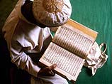 американец предварительно изучил исламское вероучение и "ислам вошел в его сердце". Как отмечает издание, во время ритуала посвящения, "новообращенный плакал от счастья"