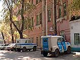 На мэрии Иркутска водрузили флаг с серпом и молотом и надписью "Смерть и власть" На мэрии Иркутска водрузили флаг с серпом и молотом и надписью "Смерть и власть"