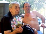 Жара во Франции стала возможной причиной смерти трех тысяч человек Жара во Франции стала возможной причиной смерти трех тысяч человек
