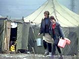 В настоящее время в палаточных лагерях в Ингушетии проживают 9,5 тыс. беженцев из Чечни