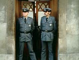 Пять россиян арестованы в Испании по обвинению в торговле людьми Пять россиян арестованы в Испании по обвинению в торговле людьми