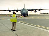 У израильского самолета Hercules оторвало винт - 7 человек пострадали У израильского самолета Hercules оторвало винт - 7 человек пострадали