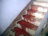 По данным ГУВД Подмосковья, в четверг в Сергиевом Посаде на лестничной площадке многоэтажного дома на улице Комсомольская был обнаружен труп 43-летнего бомжа