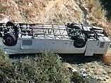 10 человек погибли в Иране при падении пассажирского автобуса в ущелье