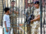 Инцидент произошел в сотне метров от главных ворот штаб-квартиры британских войск в Ираке