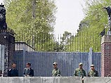 В Тегеране обстреляно здание английского посольства