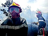Пожарным не удается потушить возгорание в районе Санта-Мариа ди Лота на Корсике