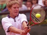 Ждем, когда Евгений, наконец, выиграет в этом году хотя бы один турнир Ждем, когда Евгений, наконец, выиграет в этом году хотя бы один турнир